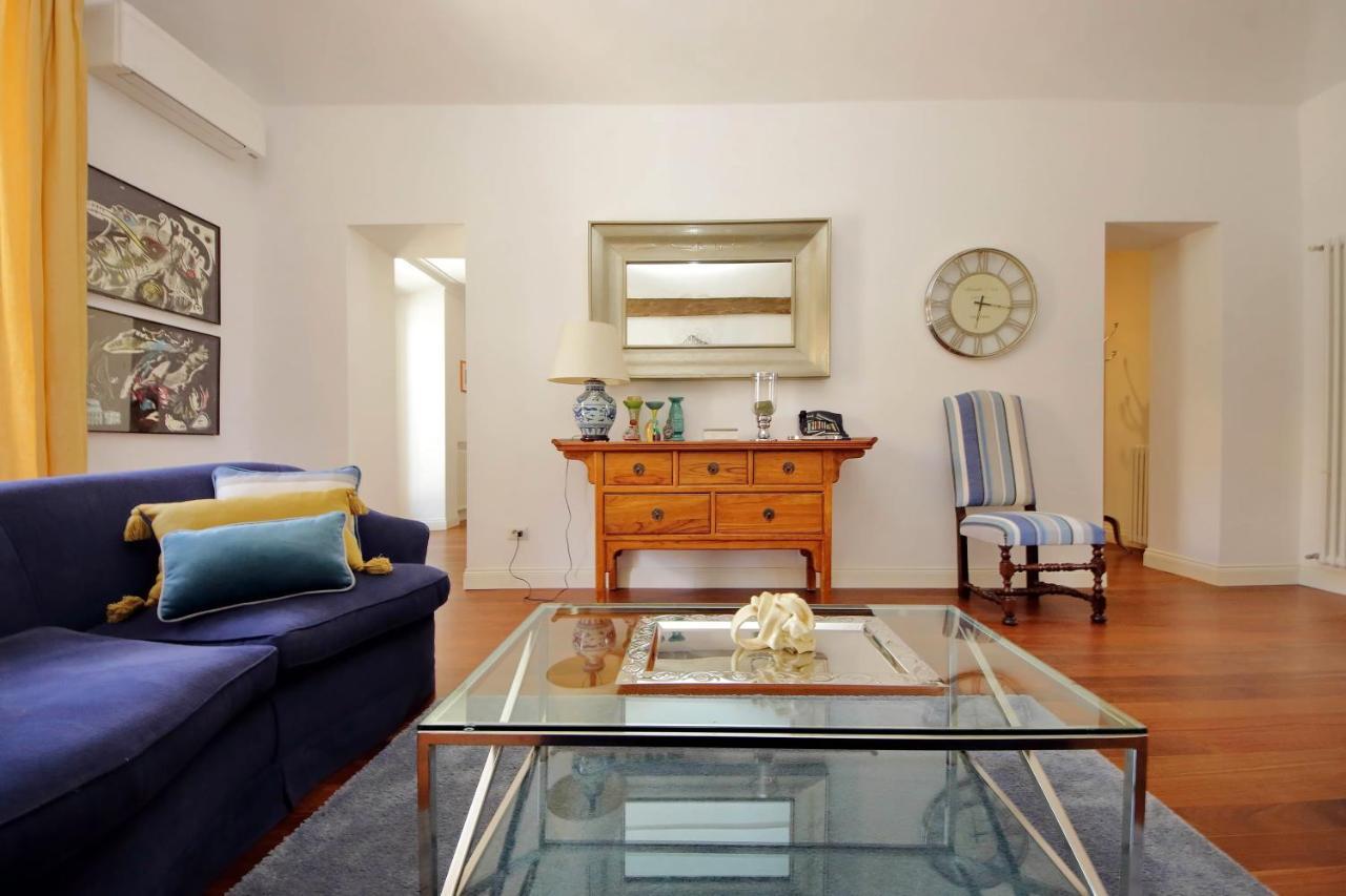 Ych-Penthouse Fiammetta A Piazza Navona Apartment Rome Luaran gambar
