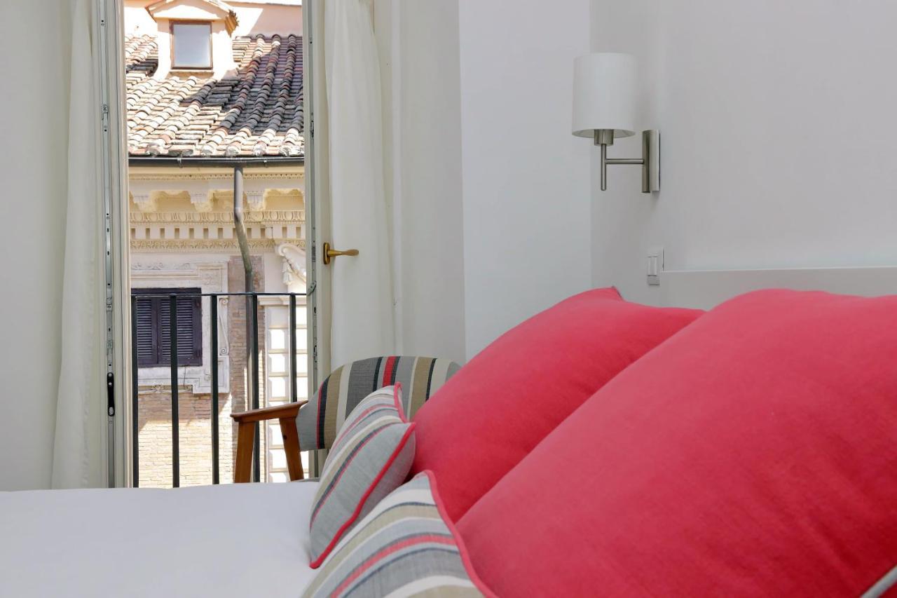 Ych-Penthouse Fiammetta A Piazza Navona Apartment Rome Luaran gambar