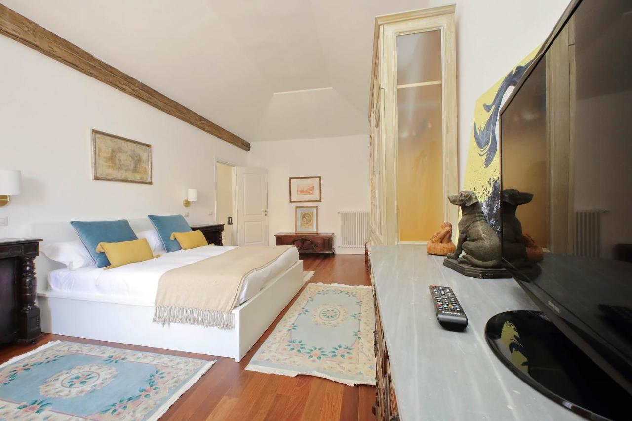 Ych-Penthouse Fiammetta A Piazza Navona Apartment Rome Luaran gambar